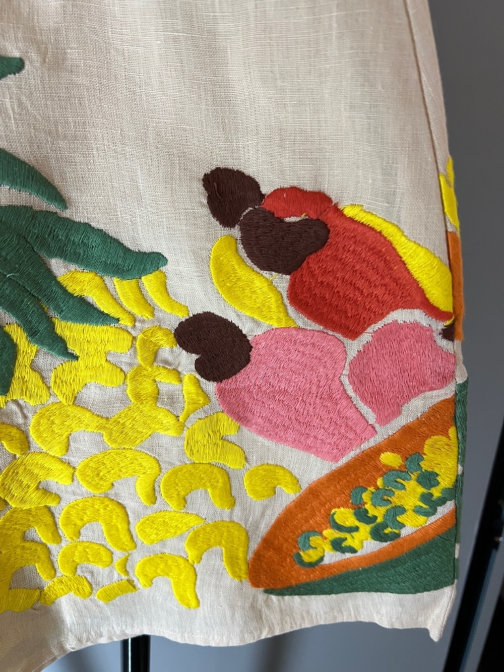 FARM Rio Cream Mini Skirt with Yellow, Green and Orange Fruit Embroidery - Picture 4 of 8
